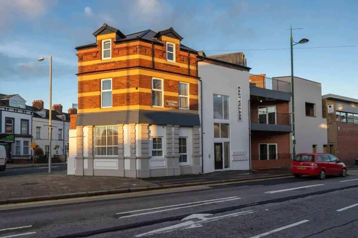 Spacious 1 Bed Apartment In Belfast East Village